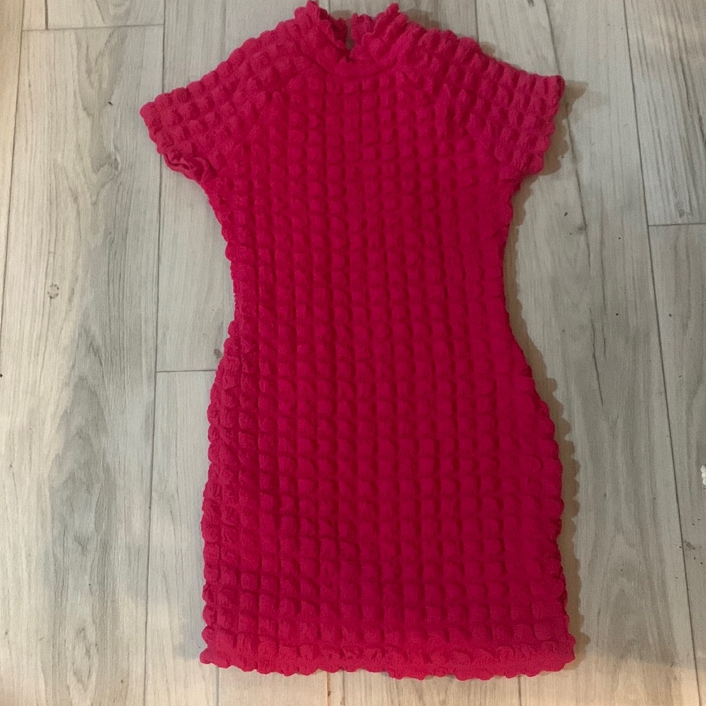 Medium, hot pink bubble dress